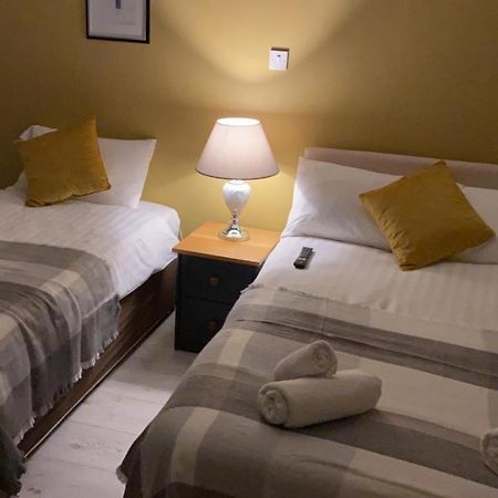 Bed and Breakfast Amber Berry Голуэй Экстерьер фото