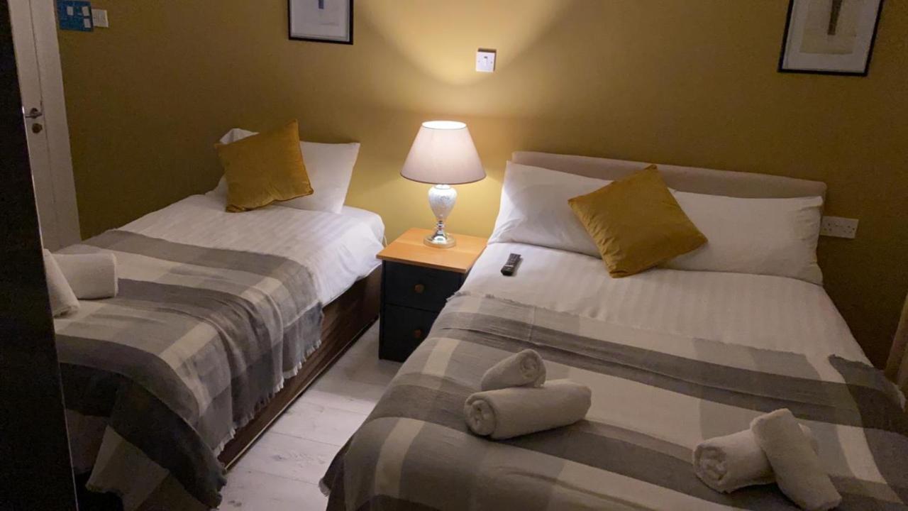 Bed and Breakfast Amber Berry Голуэй Экстерьер фото